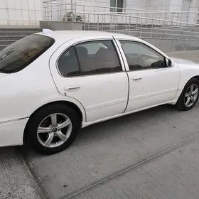 Nissan Maxima 1999