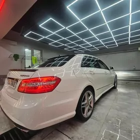 Mercedes-Benz E350 2010