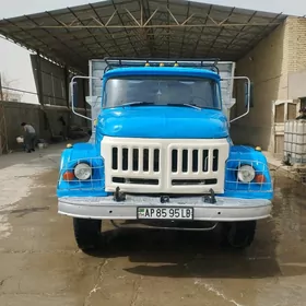 Zil 130 1990
