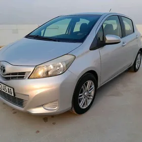 Toyota Yaris 2015