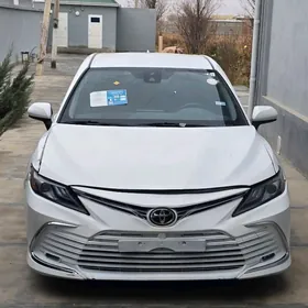 Toyota Camry 2022