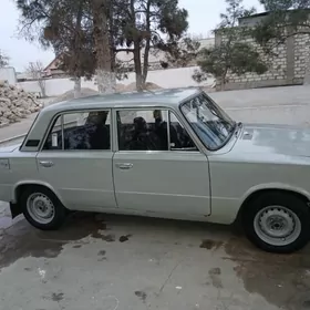 Lada 2104 1981