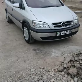 Opel Zafira 2002