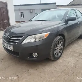 Toyota Camry 2011
