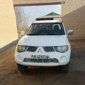 Mitsubishi L200 2007