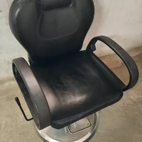 Парикмахерская кресло
