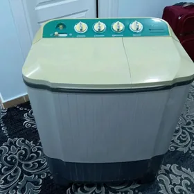 Polafdamat kir ýuwujy maşyn