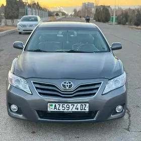 Toyota Camry 2010