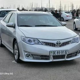 Toyota Camry 2013