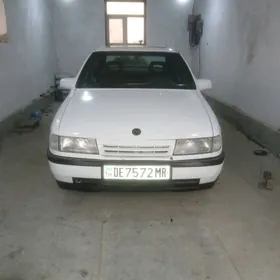 Opel Vectra 1990