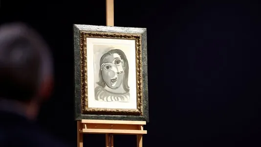 Pikassonyň "Aýalyň kellesi" atly kartinasy haýyr-sahawat lotereýasynda oýnalar