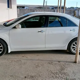 Toyota Camry 2011