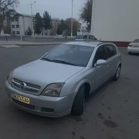 Opel Signum 2003