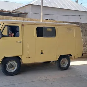 UAZ Profi 1993
