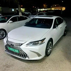 Lexus ES 350 2022