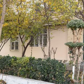 3 мкр 2 комнаты 1 этаж