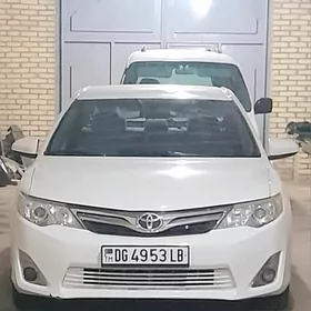 Toyota Camry 2013