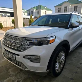 Ford Explorer 2021