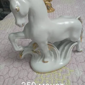 СТАТУЭТКИ СССР