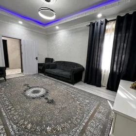 Центр 1 этаж 1 ком с двором