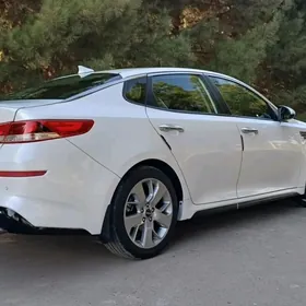 Kia Optima 2020