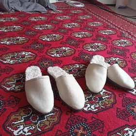 Komnotmy tapyçyka içi mehli