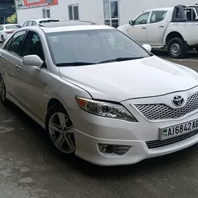 Toyota Camry 2011
