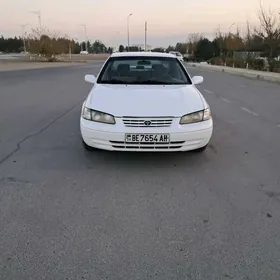 Toyota Camry 1998
