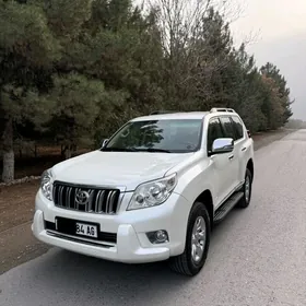 Toyota Land Cruiser Prado 2011