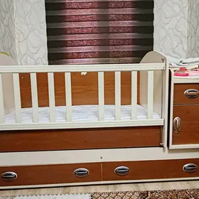 Детский кровать 0 до 12