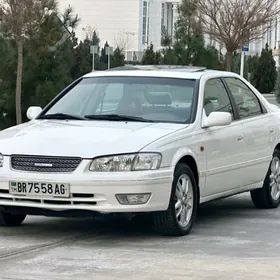 Toyota Camry 2000