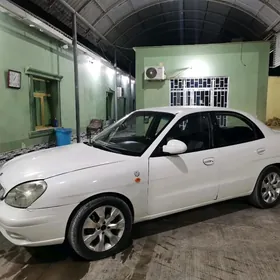 Daewoo Nubira 2001