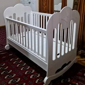 Çaga krowatka/детская кроватка