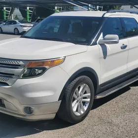 Ford Explorer 2011