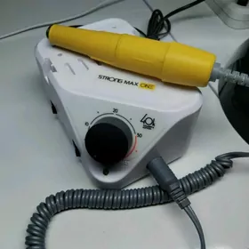 машинка для ногтей