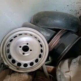 15 lik 4 desik diska