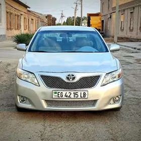 Toyota Camry 2010