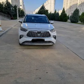 Toyota Highlander 2023
