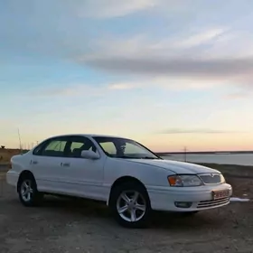 Toyota Avalon 1999