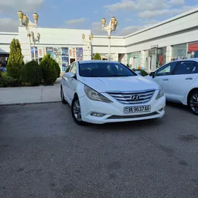 Hyundai Sonata 2012