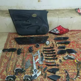 Nissan Versan zapçaslary 2013