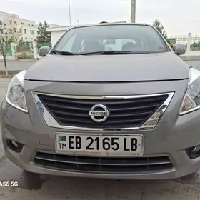Nissan Versa 2013