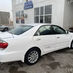 Toyota Camry 2004