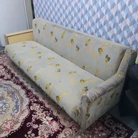 продаётся диван