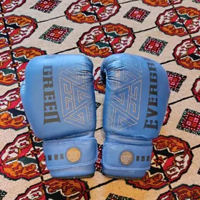 Boks percatka/Бокс перчатки