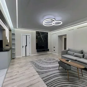 SROÇNO MIR 6 2 KOMNAT 8 ETAŽ