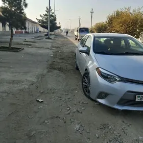 Toyota Corolla 2014
