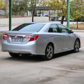 Toyota Camry 2012