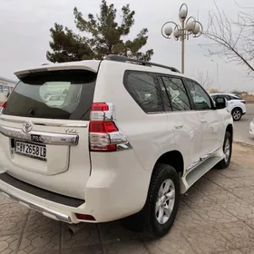 Toyota Land Cruiser Prado 2014