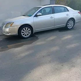 Toyota Avalon 2005